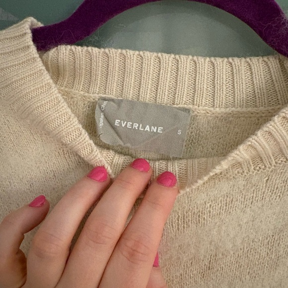 Everlane Soft Cream Crew Neck Sweater - Picture 2 of 4